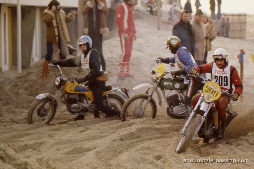 1976-02-15_2eme_Enduro_des_Sables_037.jpg