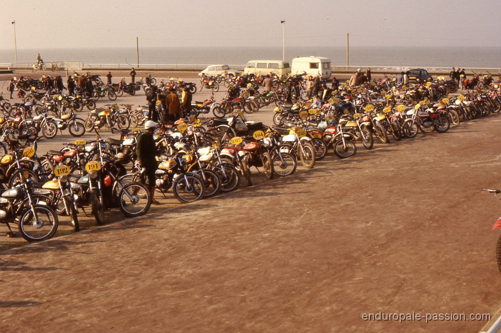 1976-02-15_2eme_Enduro_des_Sables_046.jpg