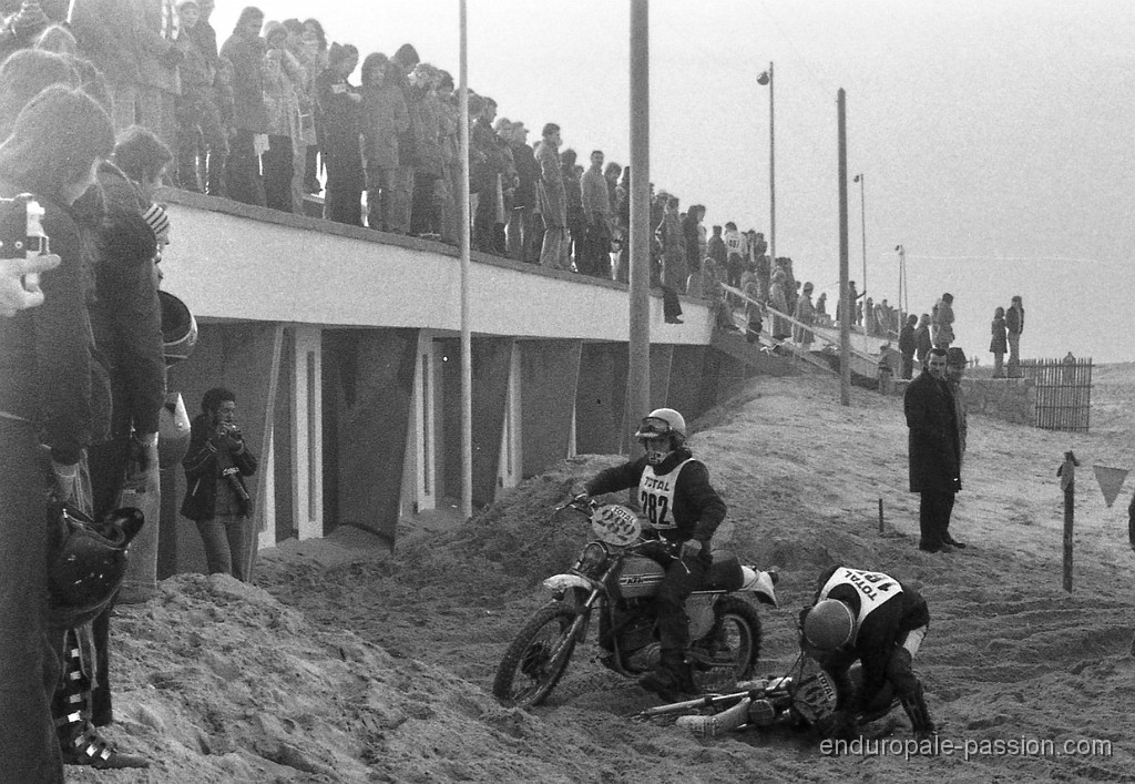 1976-02-15_2eme_Enduro_des_Sables_N_-_B022.jpg