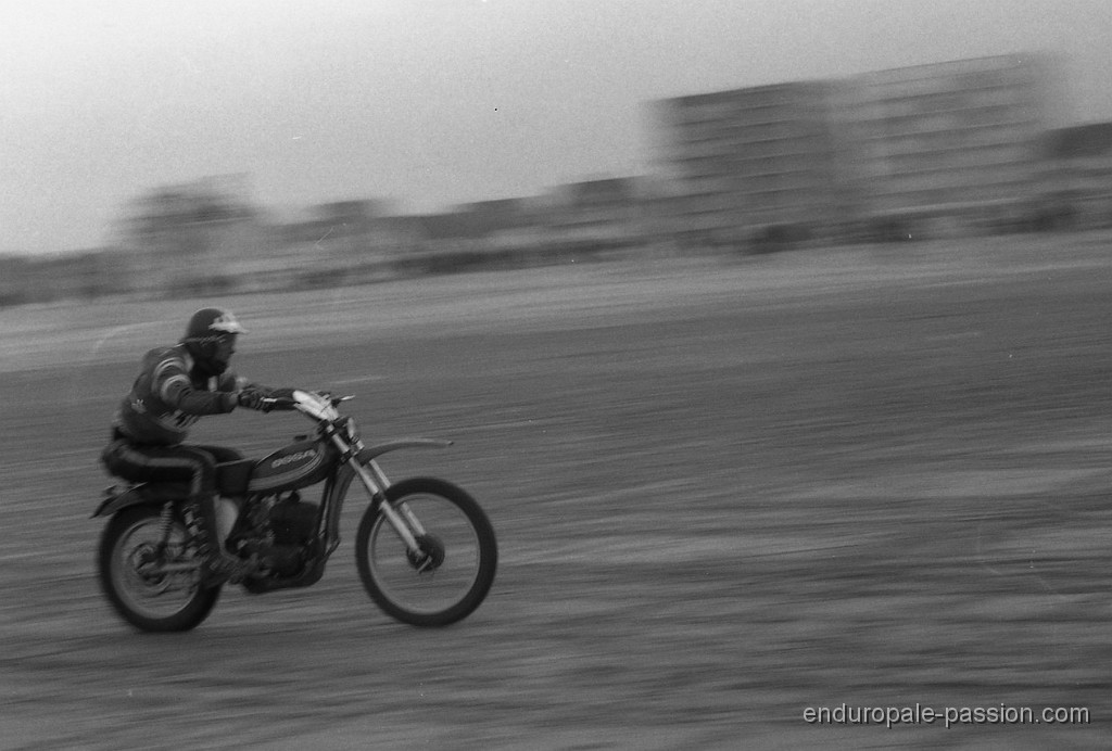 1976-02-15_2eme_Enduro_des_Sables_N_-_B_005.jpg