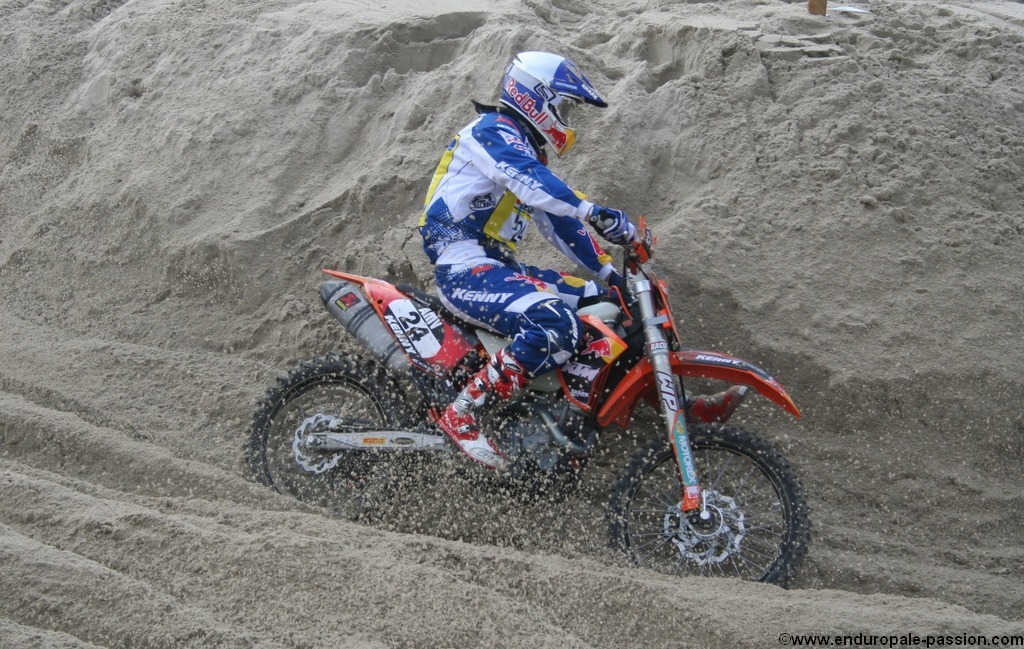 024d.jpg - Cyril Despres enduropale 2009