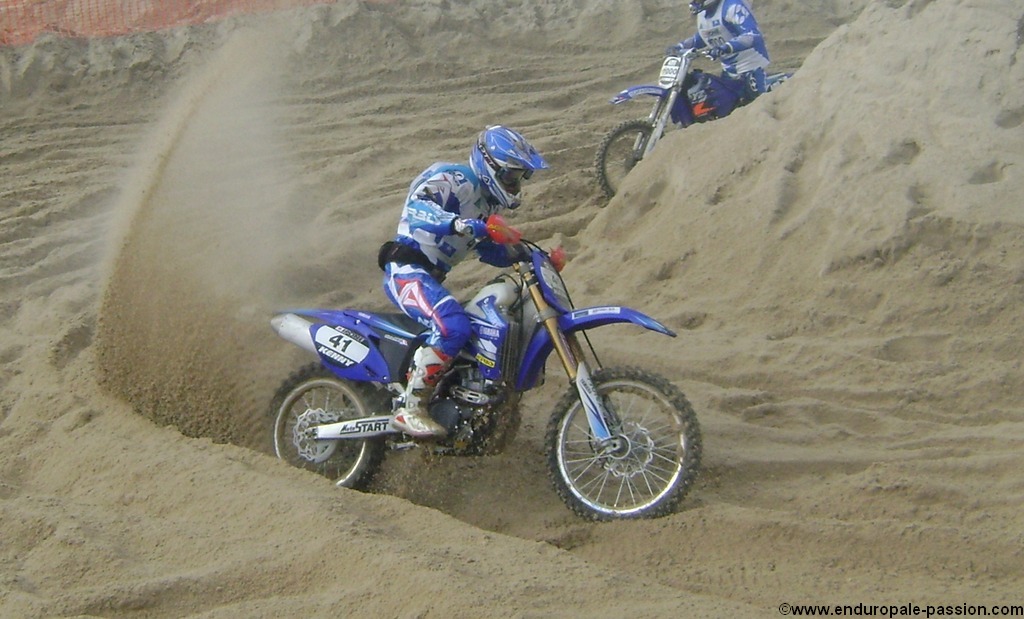 041f.jpg