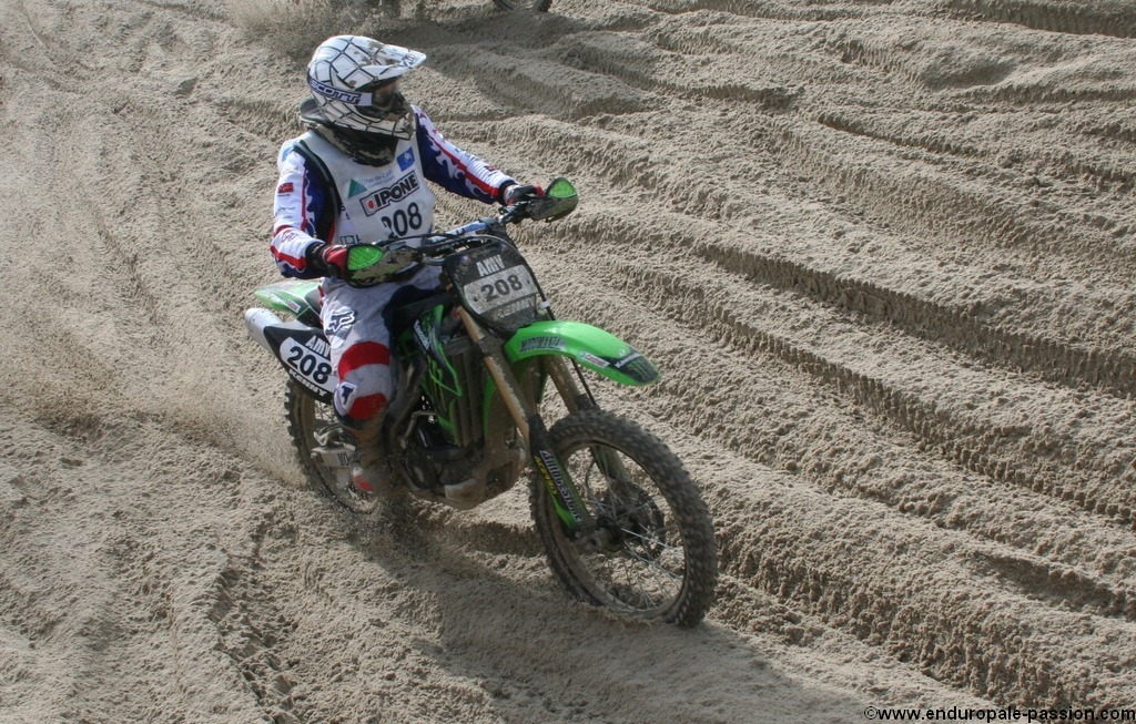 208b.jpg