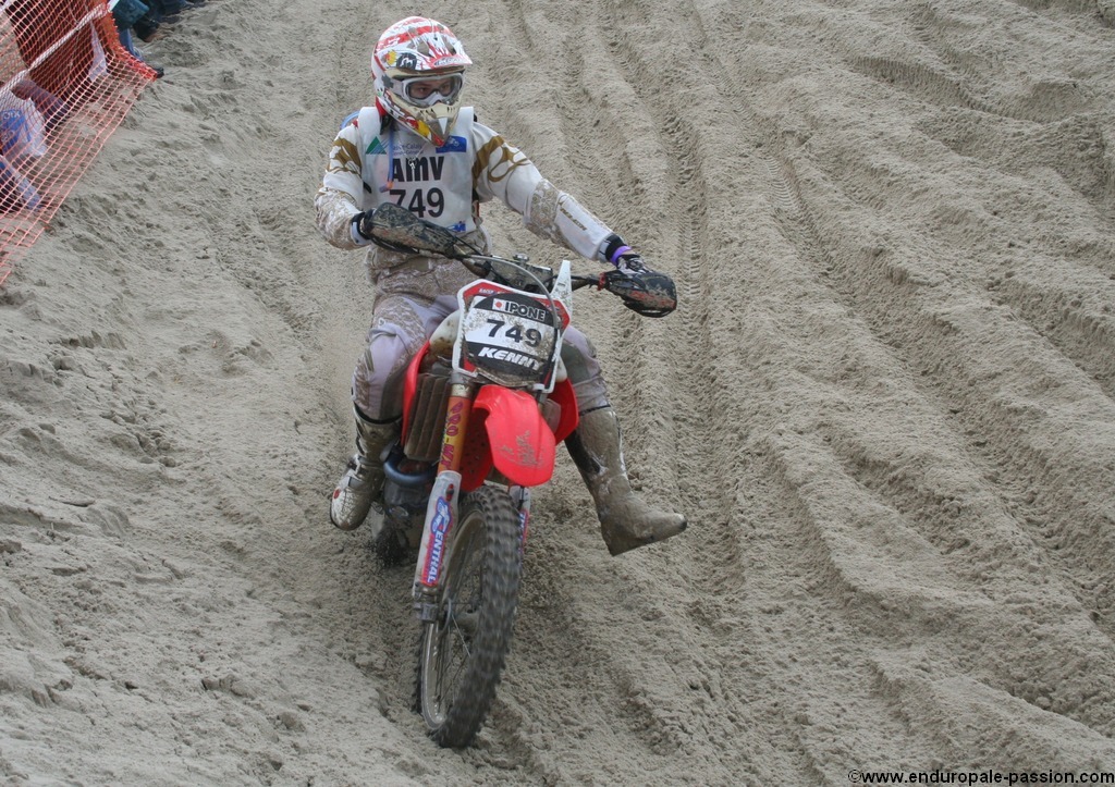 749b.jpg