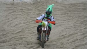 Dimitri Arnaud, seul en piste mais plusieurs dans le casque